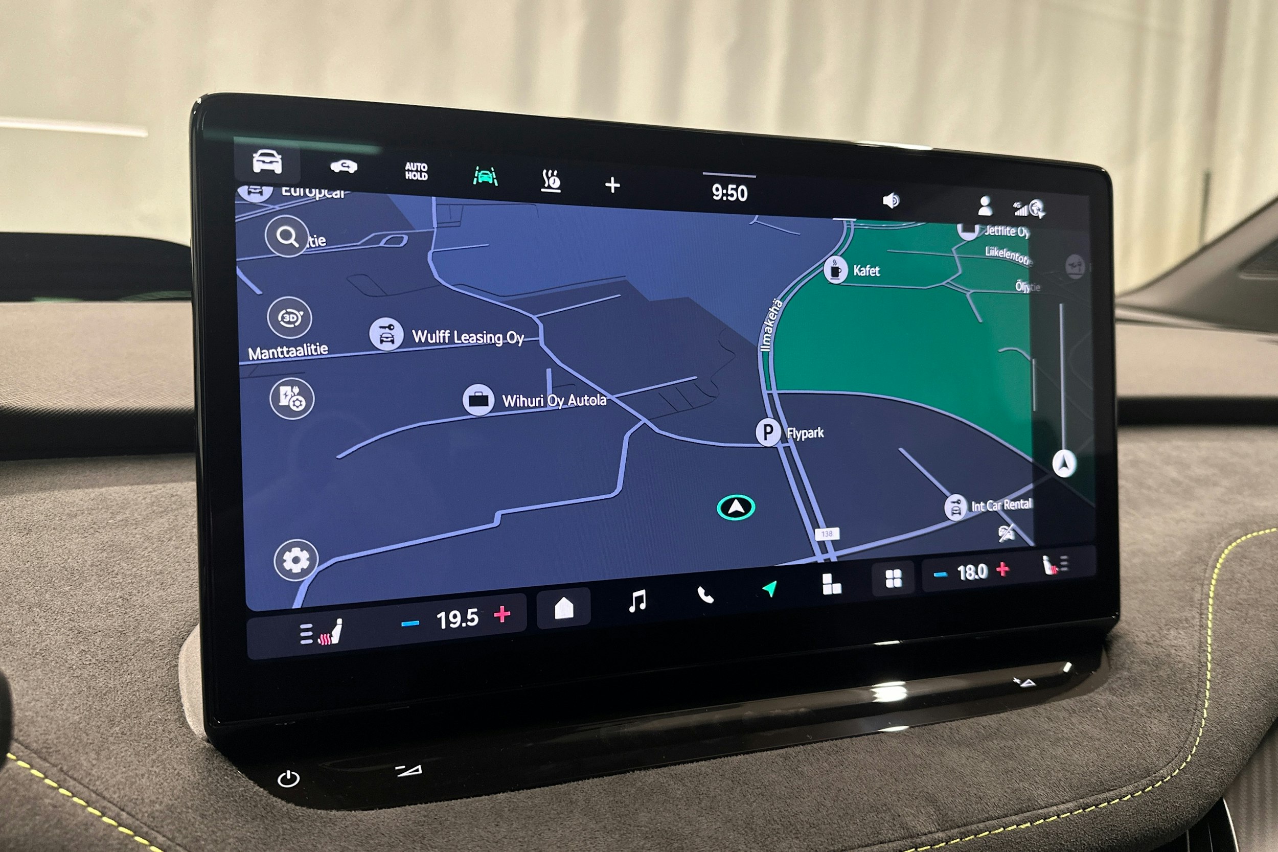 valkoinen Skoda Enyaq 2025 kuva 25.