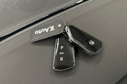 valkoinen Skoda Enyaq 2025 kuva 43.