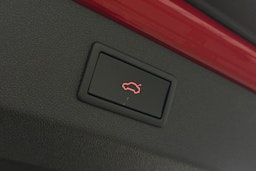 punainen Skoda Enyaq 2025 kuva 12.