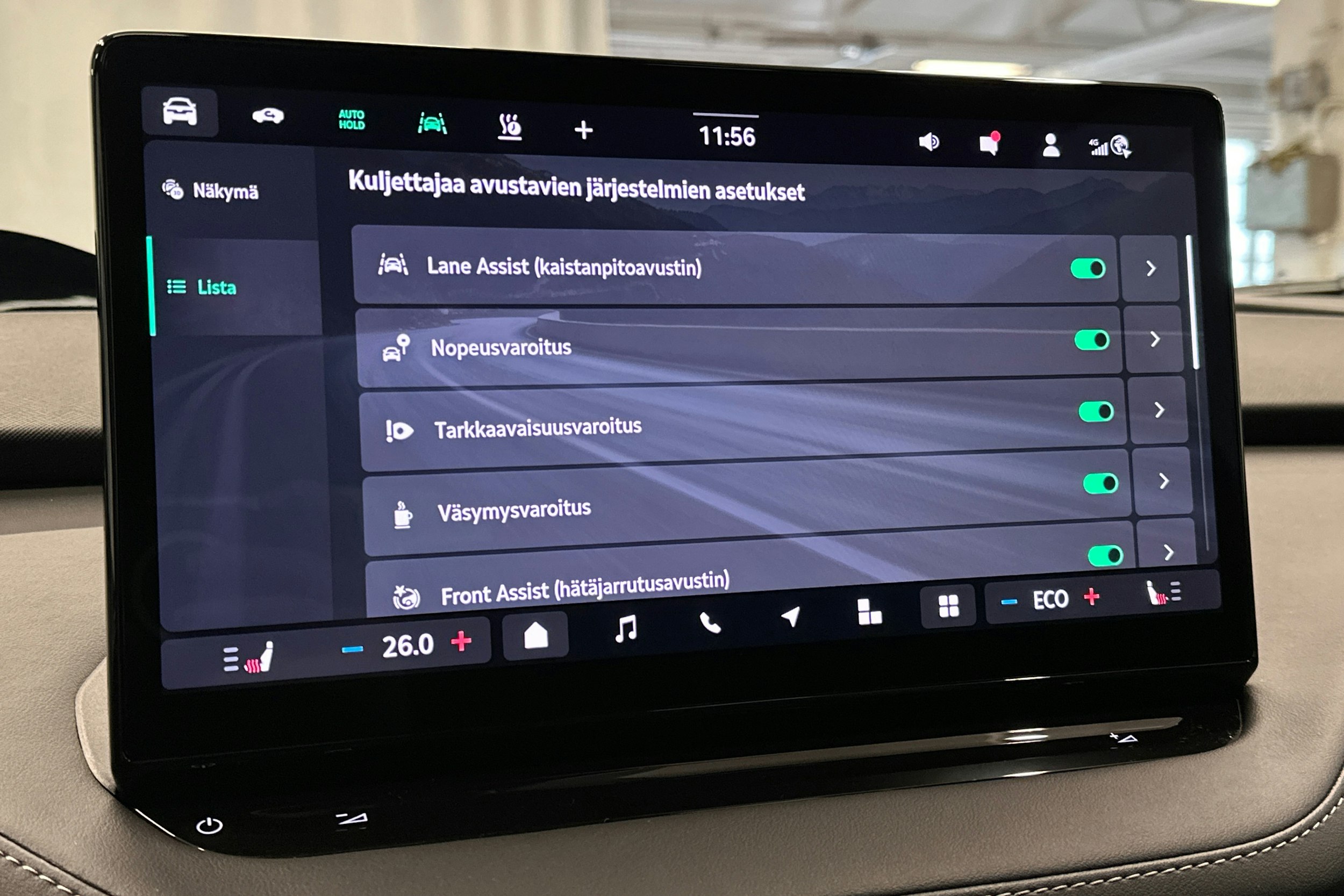 punainen Skoda Enyaq 2025 kuva 26.