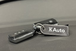 harmaa Skoda Enyaq 2025 kuva 35.