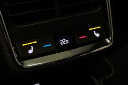 vihreä Skoda Enyaq 2025 kuva 14.