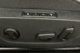 vihreä Skoda Enyaq 2025 kuva 16.