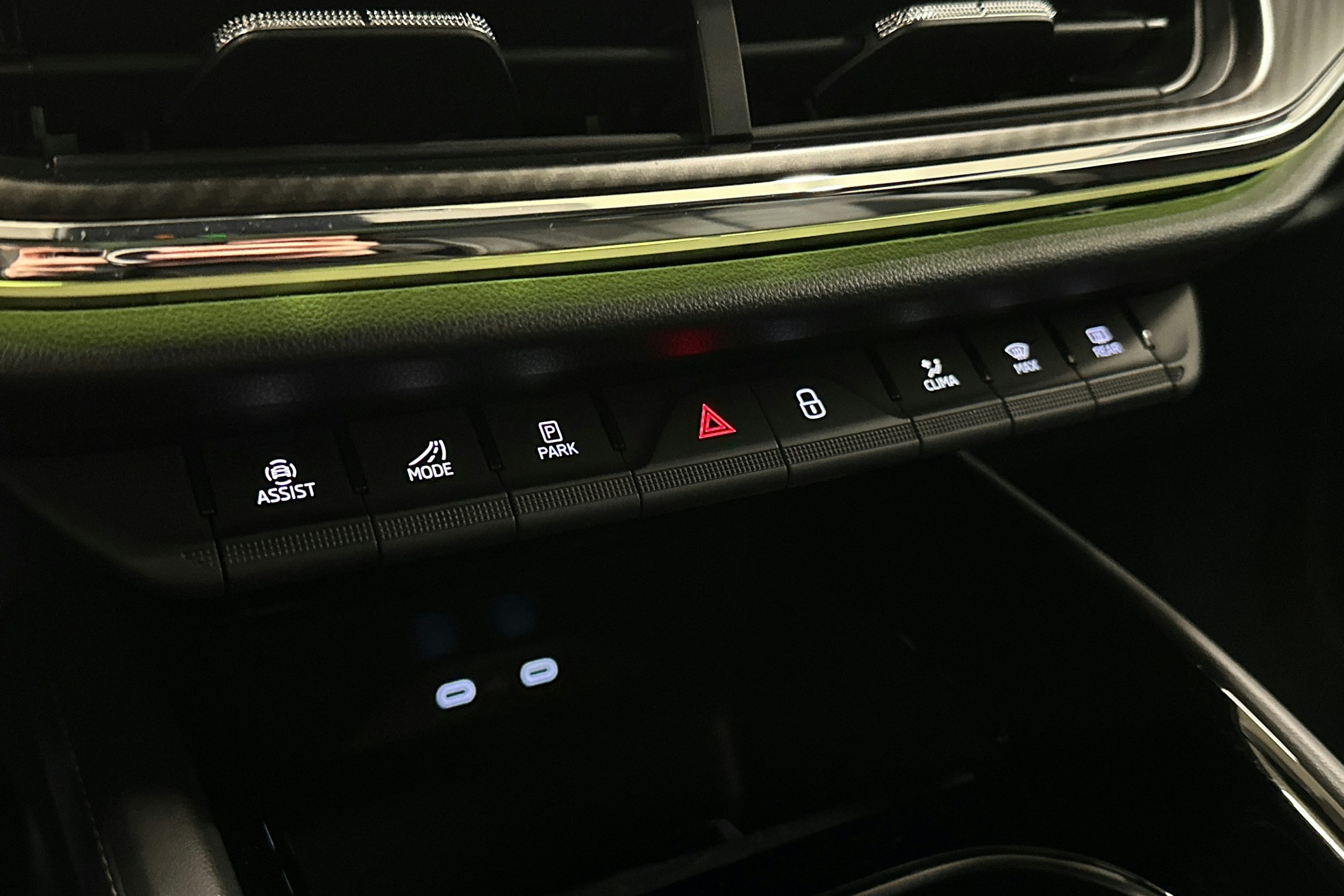 vihreä Skoda Enyaq 2025 kuva 32.