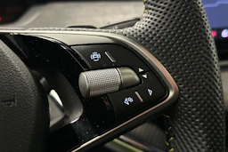 vihreä Skoda Enyaq 2025 kuva 24.
