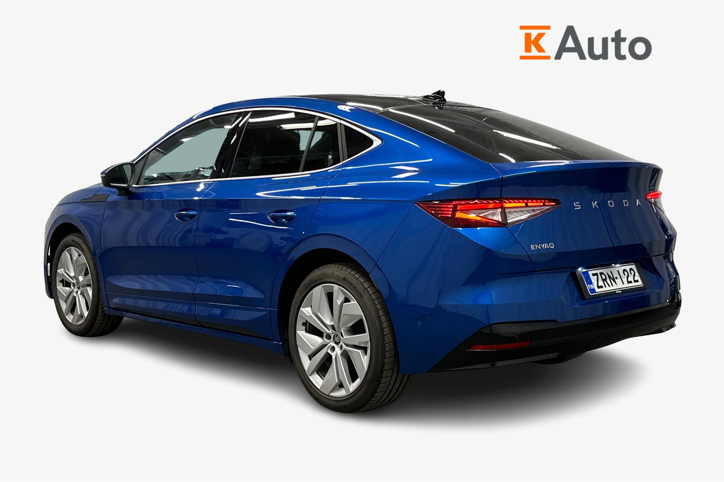 sininen Skoda Enyaq 2026 kuva 3.