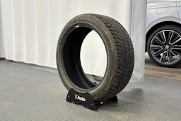 sininen Skoda Enyaq 2026 kuva 13.