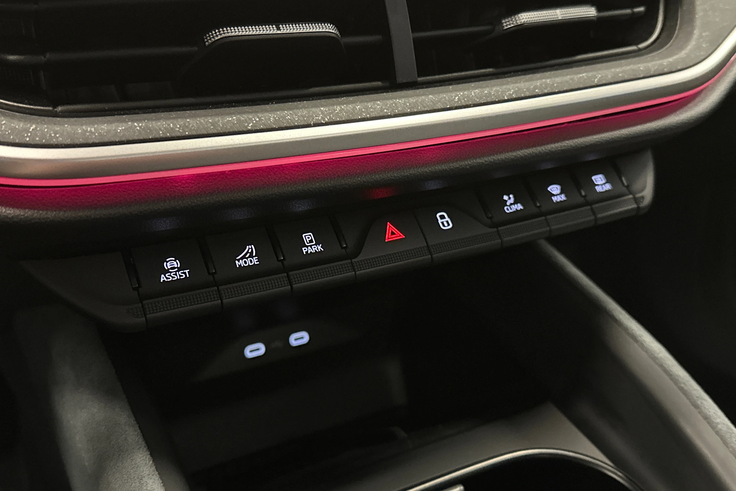 sininen Skoda Enyaq 2026 kuva 34.