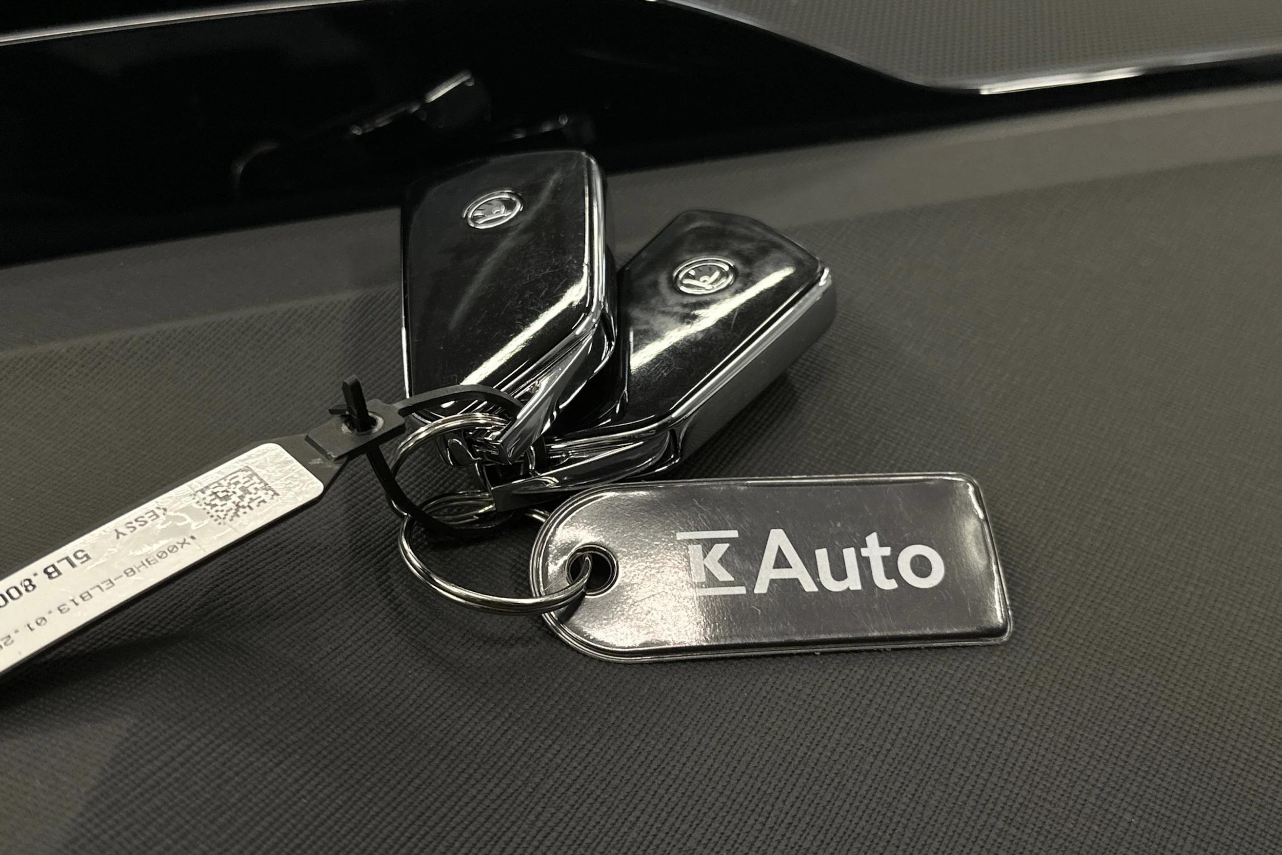 sininen Skoda Enyaq 2026 kuva 39.