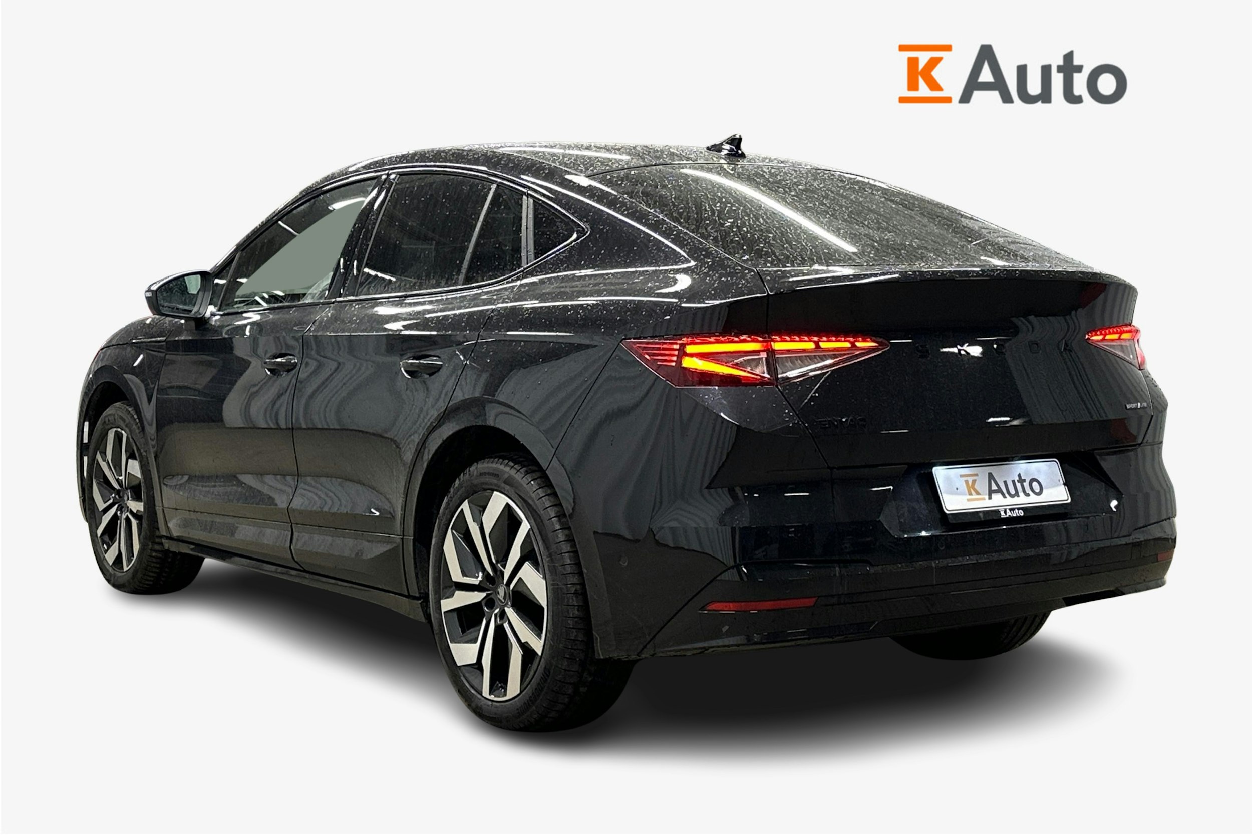 musta Skoda Enyaq 2026 kuva 2.