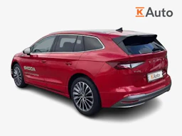 punainen Skoda Enyaq 2026 kuva 2.