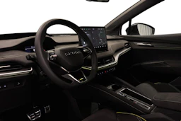 valkoinen Skoda Enyaq 2026 kuva 8.