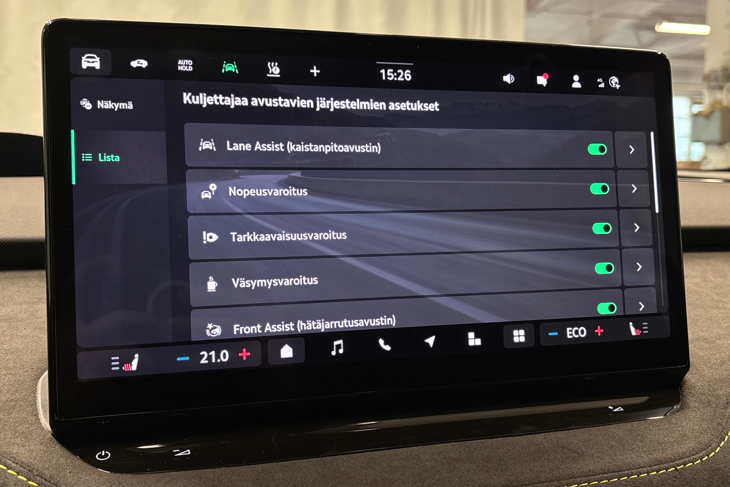 valkoinen Skoda Enyaq 2026 kuva 31.