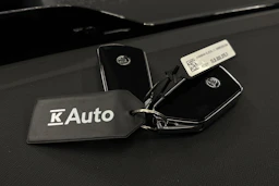 valkoinen Skoda Enyaq 2026 kuva 40.