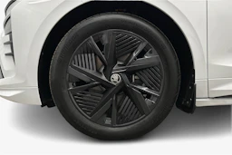 valkoinen Skoda Enyaq 2026 kuva 12.