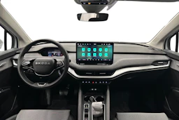 valkoinen Skoda Enyaq 2026 kuva 7.