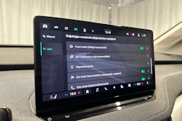 valkoinen Skoda Enyaq 2026 kuva 20.