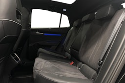 musta Skoda Enyaq 2026 kuva 10.