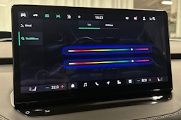 musta Skoda Enyaq 2026 kuva 33.