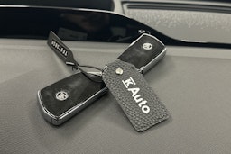 musta Skoda Enyaq 2026 kuva 40.