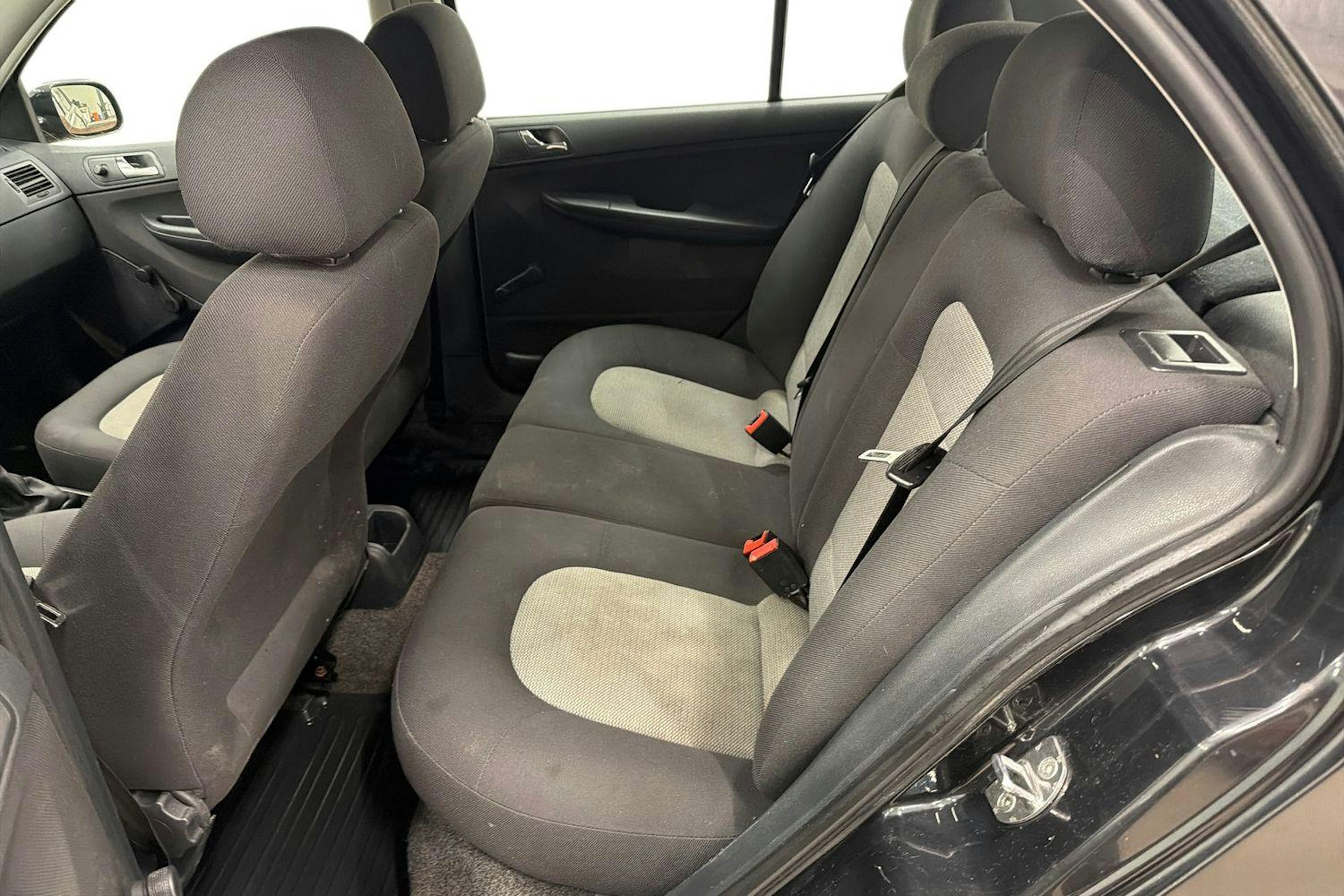 musta Skoda Fabia 2004 kuva 8.