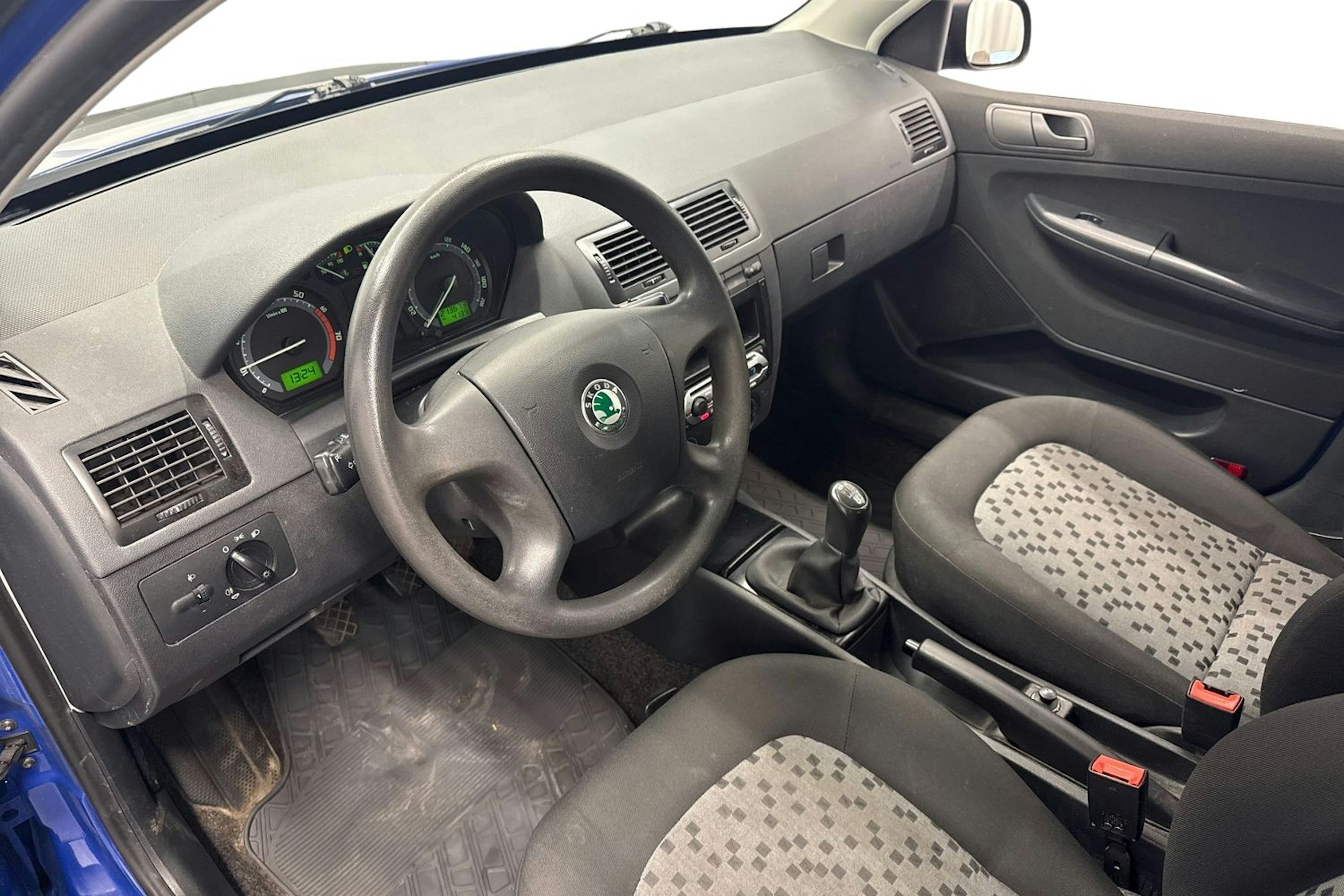 sininen Skoda Fabia 2005 kuva 6.