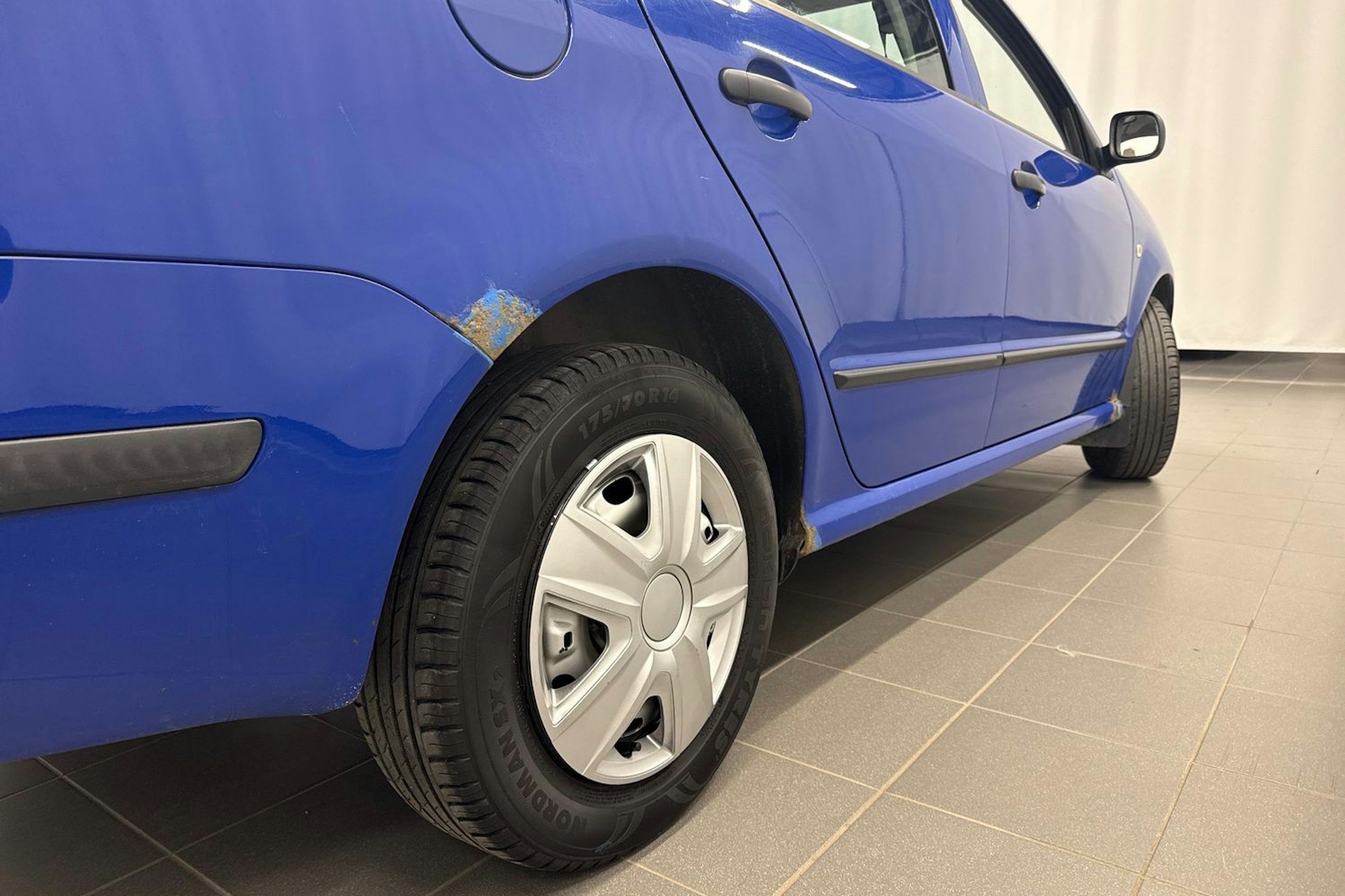 sininen Skoda Fabia 2005 kuva 14.