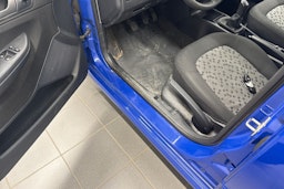 sininen Skoda Fabia 2005 kuva 20.