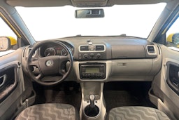 keltainen Skoda Fabia 2007 kuva 9.