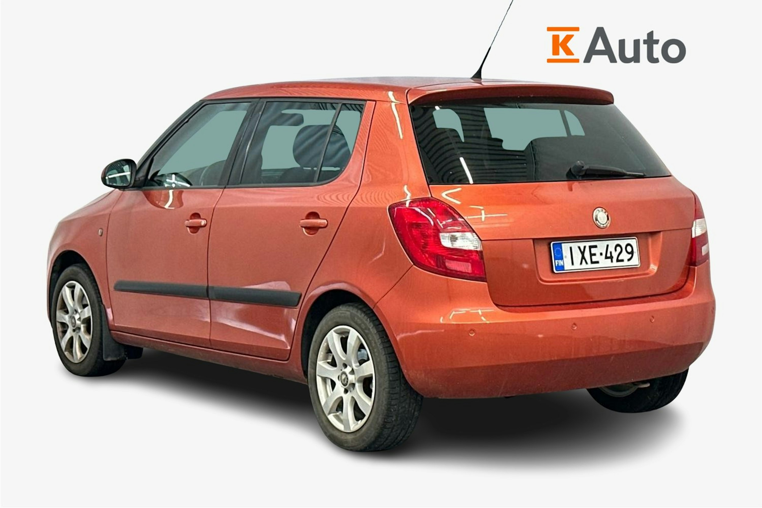 punainen Skoda Fabia 2008 kuva 2.