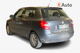 harmaa Skoda Fabia 2008 kuva 2.