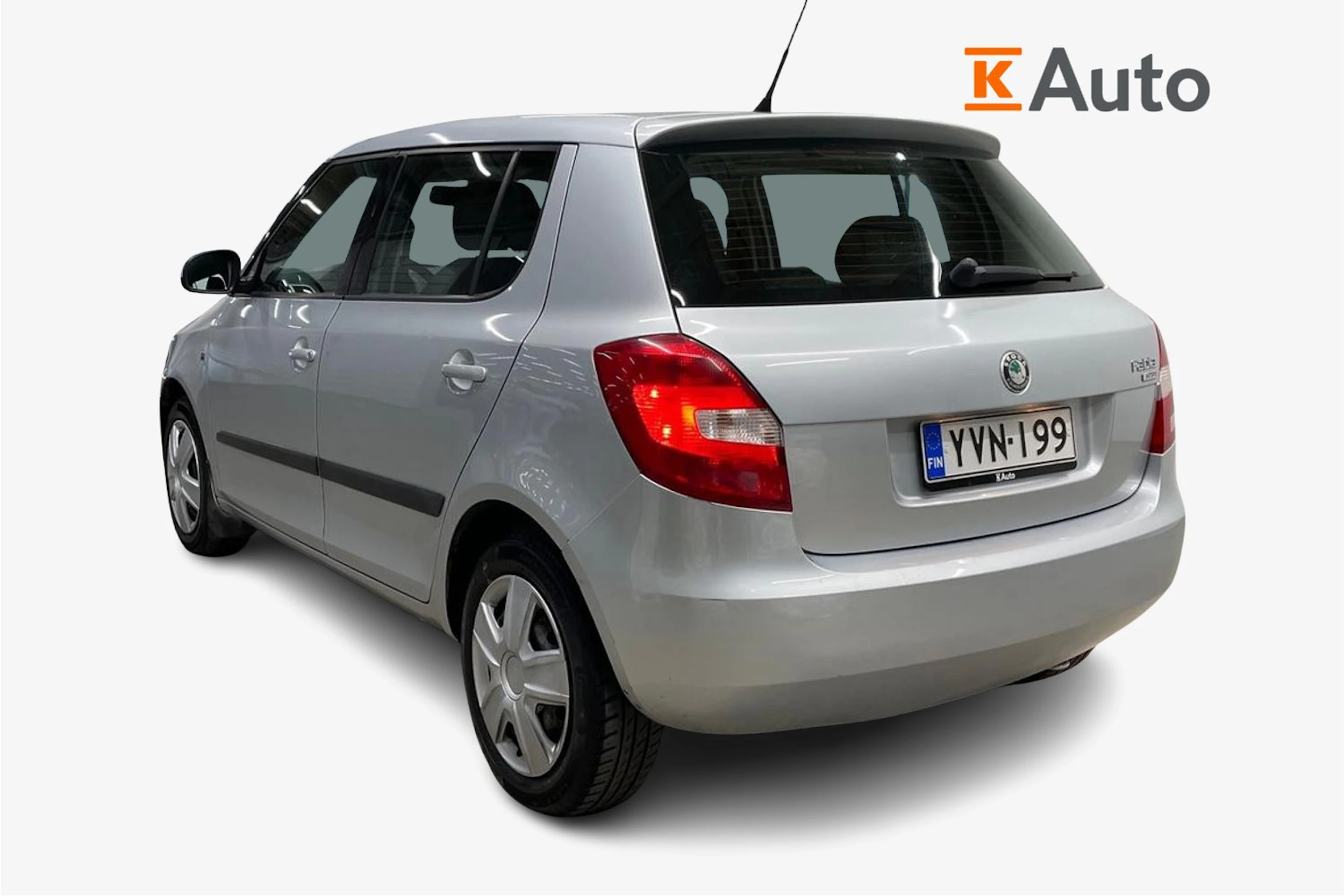 harmaa Skoda Fabia 2008 kuva 3.
