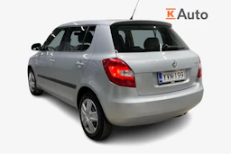 harmaa Skoda Fabia 2008 kuva 3.