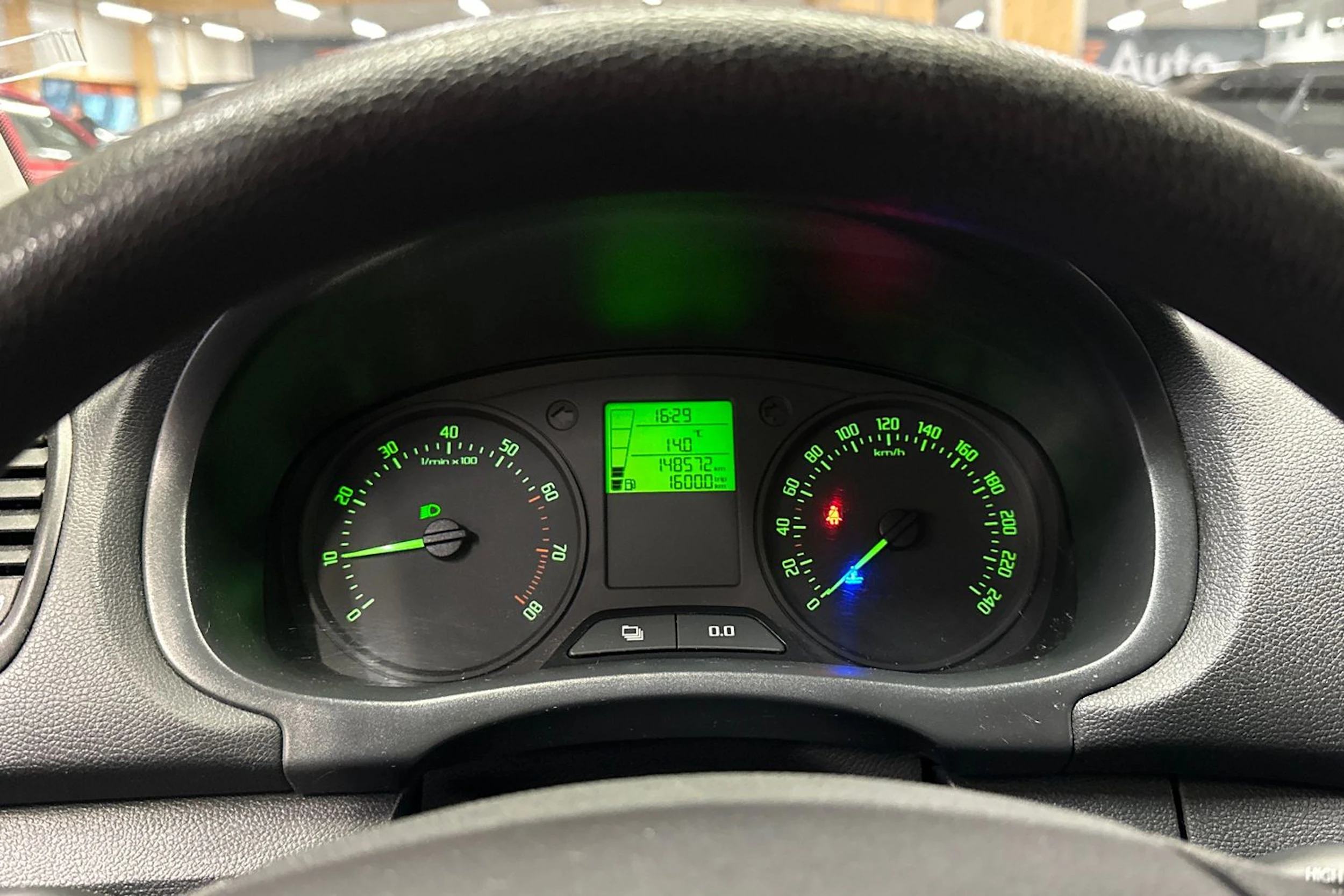 ruskea (beige) Skoda Fabia 2011 kuva 15.