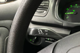 ruskea (beige) Skoda Fabia 2011 kuva 16.