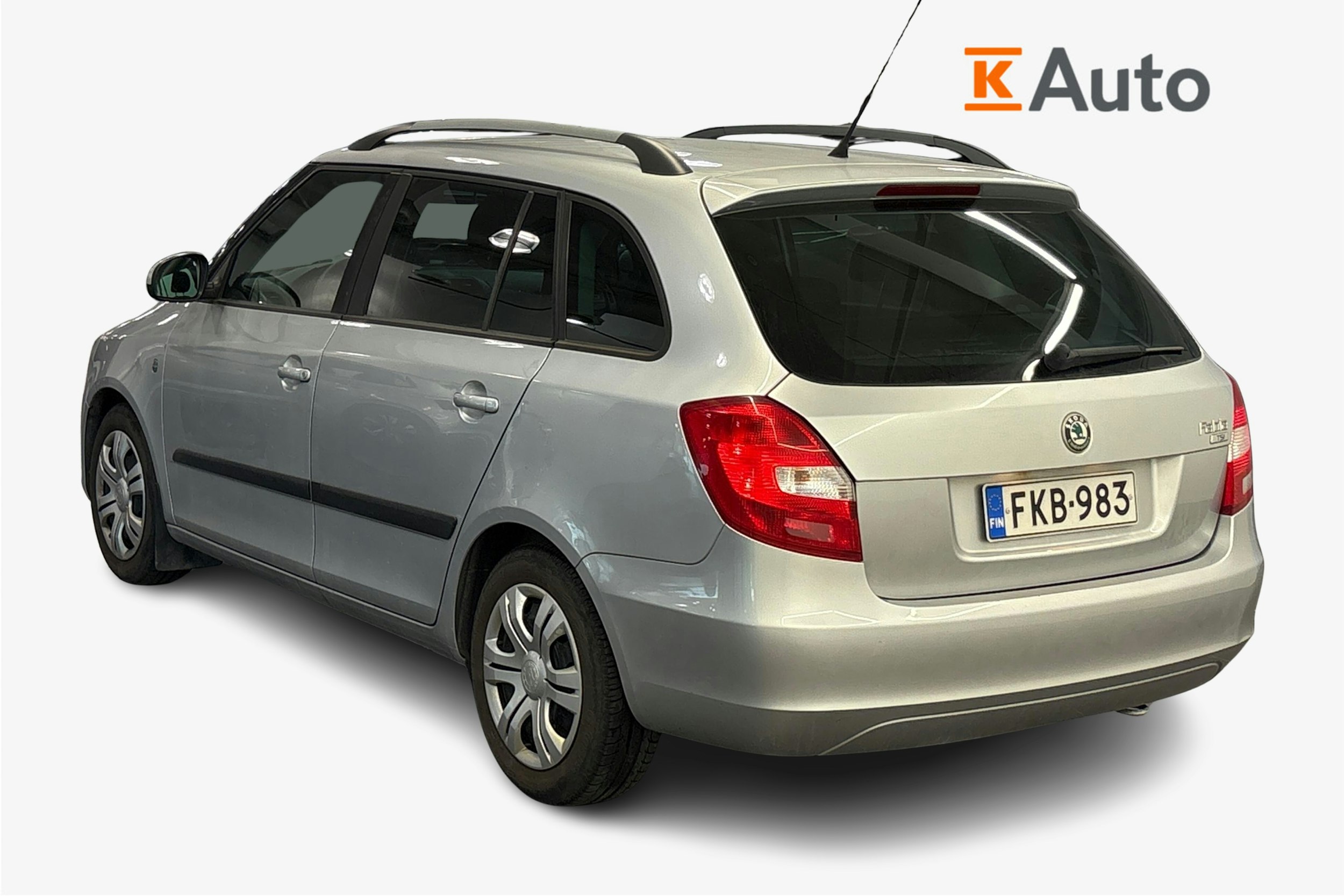 harmaa Skoda Fabia 2011 kuva 2.