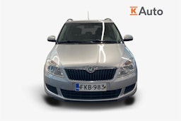 harmaa Skoda Fabia 2011 kuva 5.
