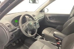 harmaa Skoda Fabia 2011 kuva 7.