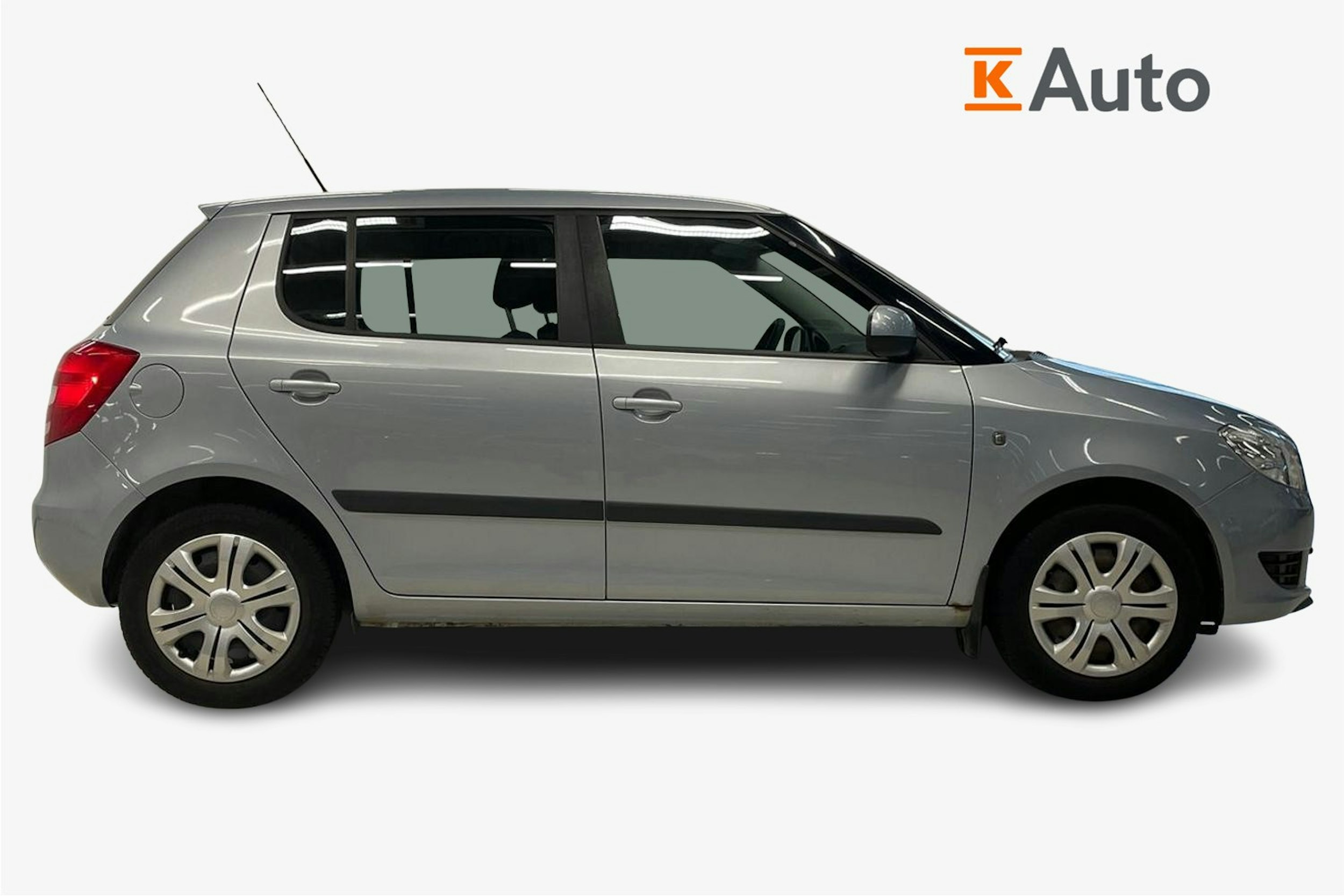 Sininen Skoda FABIA 2011 kuva 6.