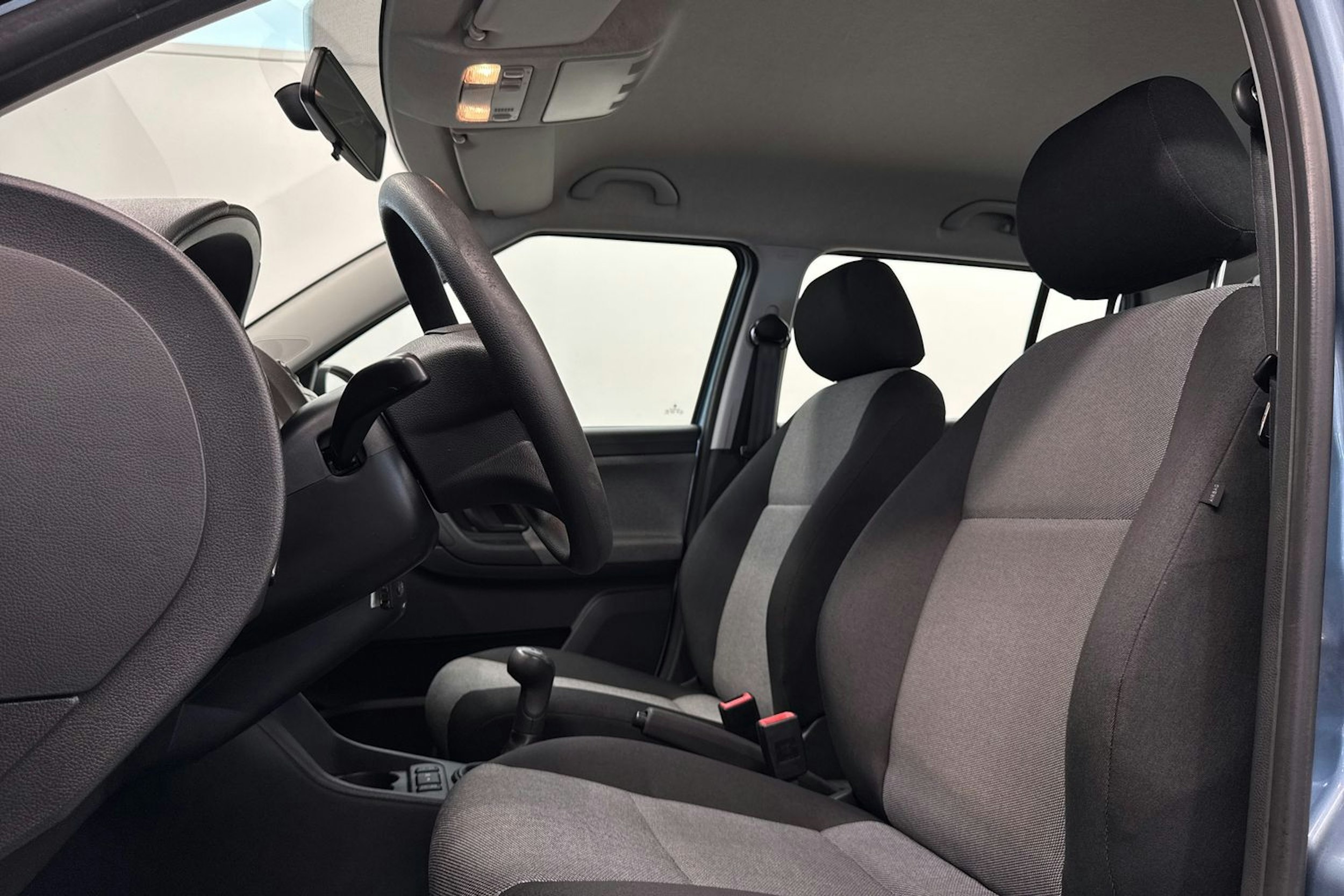 harmaa Skoda Fabia 2011 kuva 28.