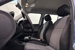 harmaa Skoda Fabia 2011 kuva 28.