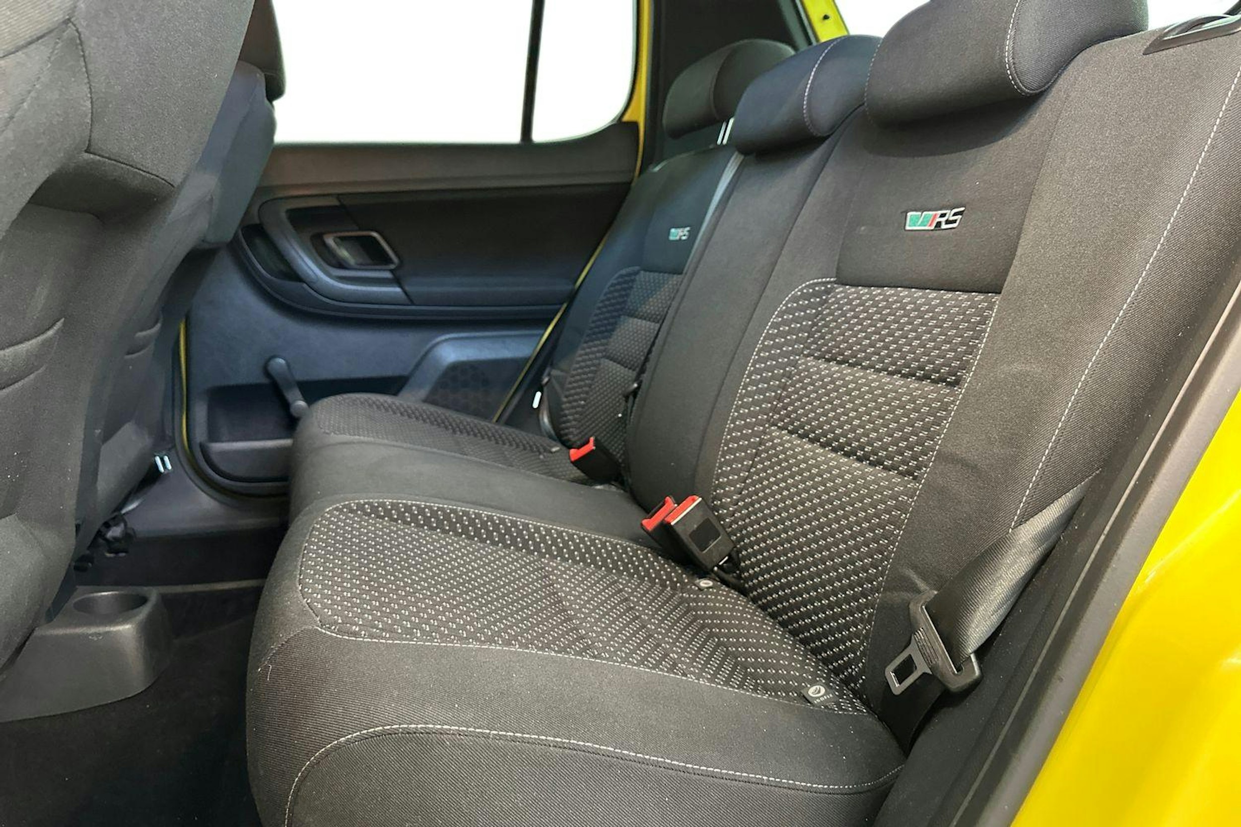 Keltainen Skoda FABIA 2012 kuva 8.