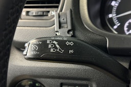 Keltainen Skoda FABIA 2012 kuva 16.