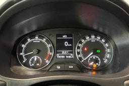 Keltainen Skoda FABIA 2012 kuva 17.