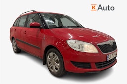 punainen Skoda Fabia 2012 kuva 1.