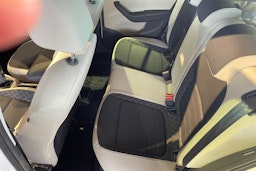 valkoinen Skoda Fabia 2015 kuva 8.