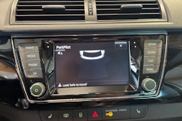 valkoinen Skoda Fabia 2015 kuva 12.