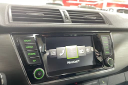Sininen Skoda FABIA 2015 kuva 17.