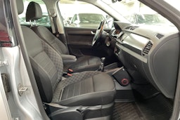 Hopea Skoda FABIA 2015 kuva 14.