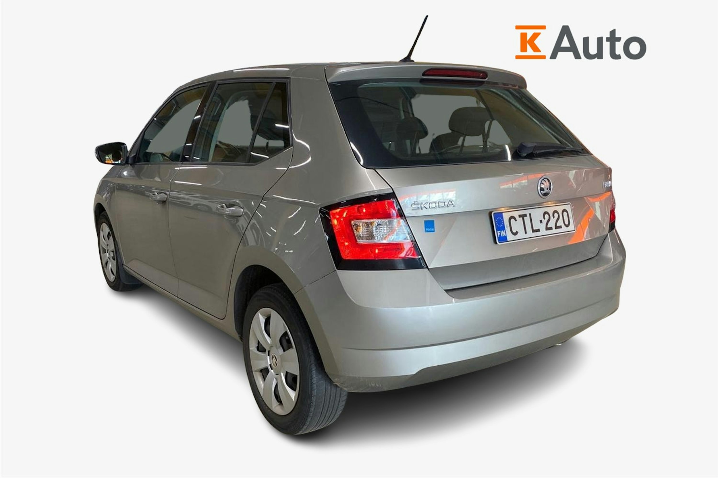 ruskea (beige) Skoda Fabia 2015 kuva 2.